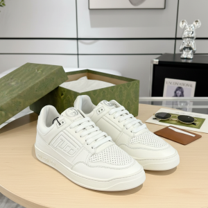 Gucci Men’s White Leather Casual Sneakers Shoes